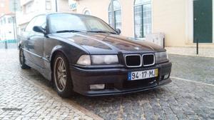 BMW 318 is coupe Junho/92 - à venda - Descapotável /