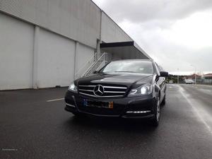 Mercedes-Benz C 200 c200 cdi Novembro/11 - à venda -