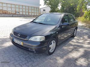 Opel Astra v Agosto/00 - à venda - Ligeiros