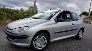 Peugeot kms impec Fevereiro/01 - à venda -