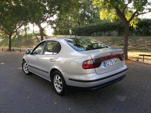 Seat Toledo 1.9 TDI 110CV GPS Setembro/99 - à venda -