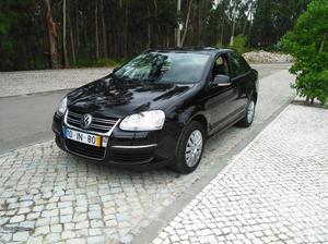 VW Jetta 1.6 tdi Dezembro/09 - à venda - Ligeiros