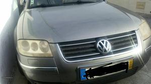 VW Passat highline Fevereiro/02 - à venda - Ligeiros