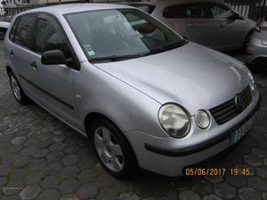 VW Polo 1.2 C/Crédito 79EMes Setembro/03 - à venda -