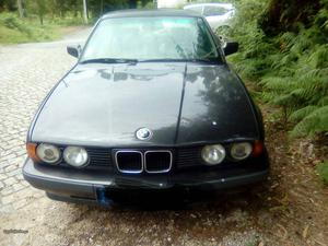 BMW 524 e34 Abril/89 - à venda - Ligeiros Passageiros,