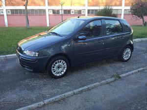 Fiat Punto 1.6 ELX 16V Dezembro/01 - à venda - Ligeiros