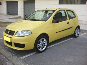 Fiat Punto  V Agosto/04 - à venda - Ligeiros
