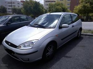 Ford Focus 1.8 tdci Março/04 - à venda - Ligeiros