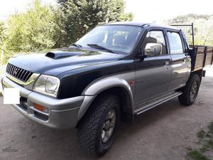 Mitsubishi L Dezembro/98 - à venda - Pick-up/