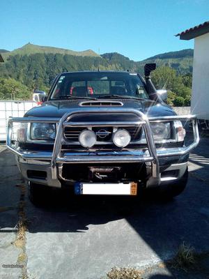 Nissan Navara D22 Dezembro/98 - à venda - Pick-up/