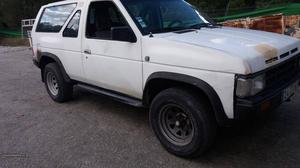 Nissan Terrano ii Agosto/90 - à venda - Pick-up/