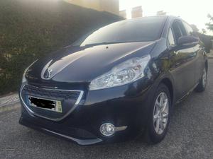 Peugeot 208 hdi Agosto/13 - à venda - Ligeiros Passageiros,