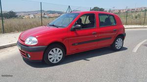 Renault Clio RXE V a/c  Junho/00 - à venda -