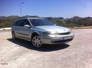 Renault Laguna Break 2.2DCi 150cv Abril/02 - à venda -