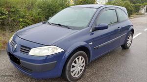 Renault Mégane 1.5 dci Novembro/02 - à venda - Ligeiros