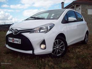 Toyota Yaris 1.0 VVTI de  Março/16 - à venda -