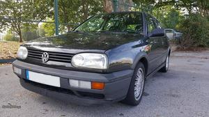 VW Golf 1.9 GTD NACIONAL Agosto/95 - à venda - Ligeiros