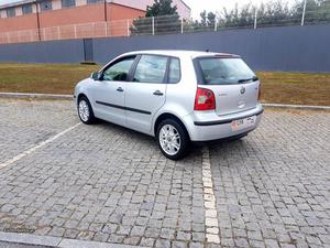 VW Polo 1.4-TDI-NOVO Dezembro/02 - à venda - Ligeiros