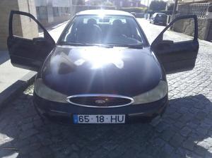 Ford Mondeo Gasóleo Janeiro/97 - à venda - Ligeiros