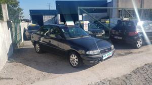 Opel Astra 1.4i 16v km Janeiro/97 - à venda -