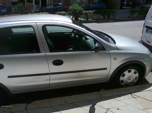 Opel Corsa cdti Janeiro/05 - à venda - Ligeiros