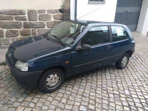Renault Clio 1.9D Abril/94 - à venda - Comerciais / Van,