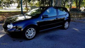 VW Golf 1.6 Highline Dezembro/99 - à venda - Ligeiros