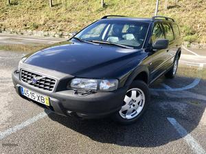 Volvo XC 70 D5 AWD CrossCountry Fevereiro/04 - à venda -