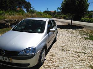 Opel Corsa 1.7 DTI Maio/01 - à venda - Ligeiros