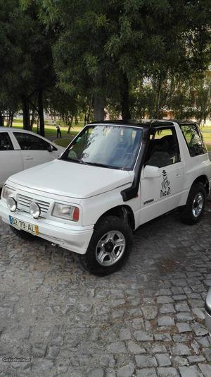 Suzuki Vitara Descapotável Maio/92 - à venda - Ligeiros