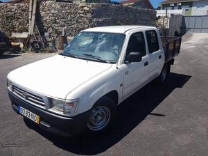 Toyota Hilux 2.4 D Nacional 5L Junho/99 - à venda -