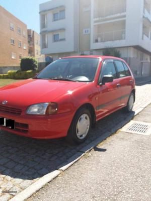 Toyota Starlet 1.3 Fevereiro/98 - à venda - Ligeiros