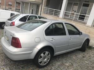 VW Bora tdi 110cv Abril/99 - à venda - Ligeiros