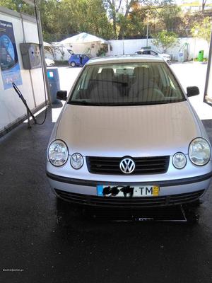 VW Polo 1.2 Fox Maio/02 - à venda - Ligeiros Passageiros,