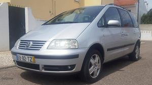 VW Sharan 1.9tdi 115cv Cx6 7L Agosto/02 - à venda -