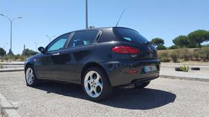 Alfa Romeo 147 JTDm Abril/06 - à venda - Ligeiros