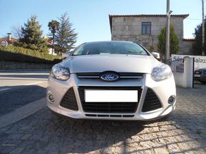 Ford Focus 1.6 tdci titanium Fevereiro/13 - à venda -