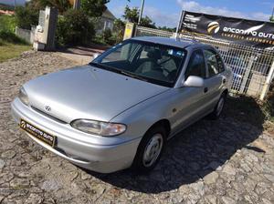 Hyundai Accent v Dezembro/94 - à venda - Ligeiros