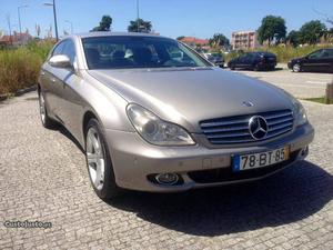 Mercedes-Benz CLS 320 NACIONAL Junho/06 - à venda -