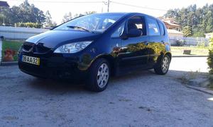 Mitsubishi Colt 1.3 Setembro/05 - à venda - Ligeiros