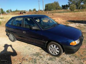 Opel Astra 1.7 Junho/93 - à venda - Ligeiros Passageiros,