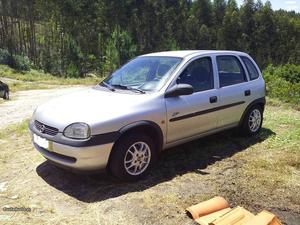 Opel Corsa 1.5 TD Sportive Maio/01 - à venda - Ligeiros