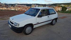 Opel Corsa A 1.0 Fevereiro/92 - à venda - Ligeiros