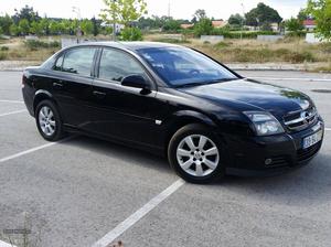 Opel Vectra Executive Abril/05 - à venda - Ligeiros