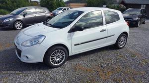 Renault Clio Société 1.5 dci A/C Maio/10 - à venda -