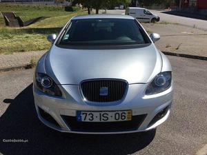 Seat Leon 1.9 TDI 105Cv DSG Fevereiro/10 - à venda -