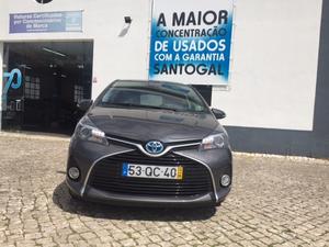  Toyota Yaris 1.5 hsd sport+p.luxury