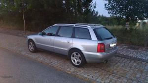 Audi A4 avant 1.8t Fevereiro/98 - à venda - Ligeiros