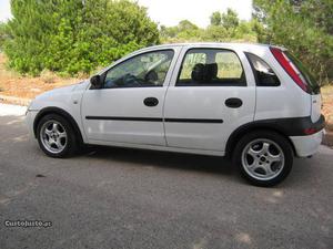 Opel Corsa 1.7 DTI 5 LUGARES Maio/01 - à venda - Ligeiros