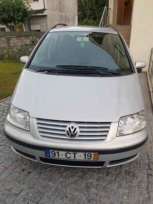 VW Sharan 1.9 TDI 115cv Julho/00 - à venda - Ligeiros